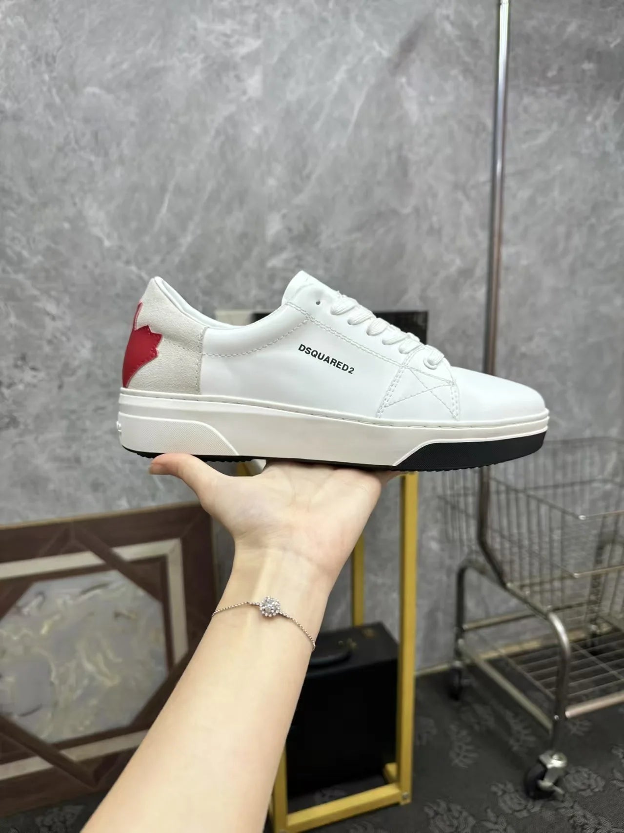 Dquared2 Moda Tendência Esportiva Retro