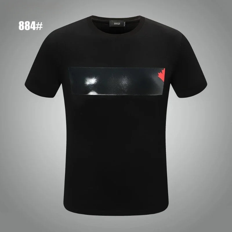 A camiseta masculina Selluve Brand Dsq2 Fashion apresenta um design moderno com um remendo retangular brilhante no peito, adornado com um pequeno triângulo vermelho. O 884# branco no canto superior esquerdo acrescenta um toque de estilo.