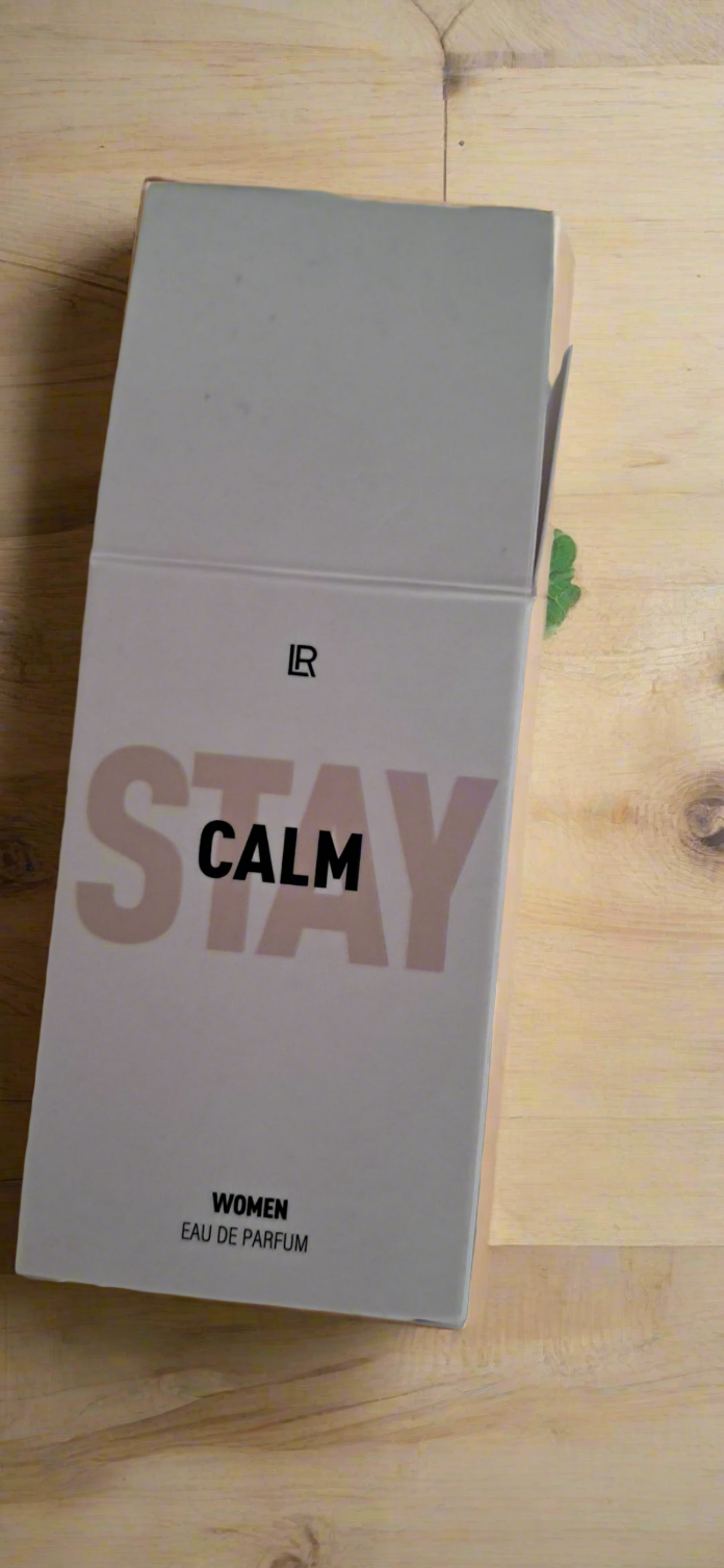 Perfum de luxo feminina. CALM